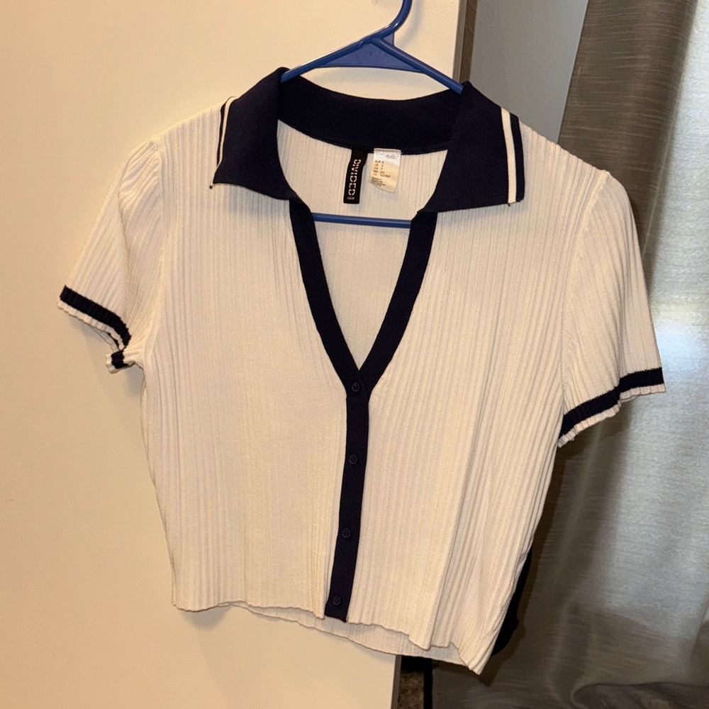 Divided Navy and White Ribbed Blouse